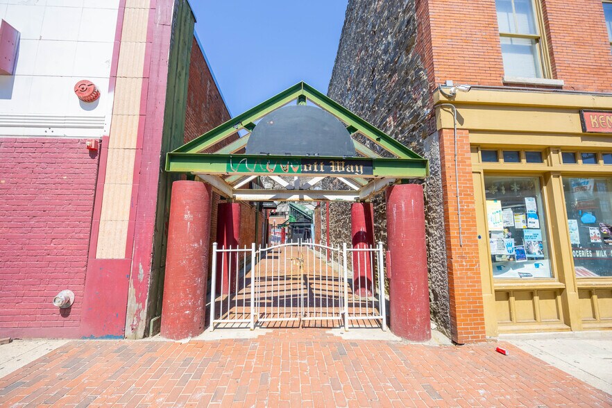 More Photos Of 19 Merrimack St, Lowell Restaurant For Sale