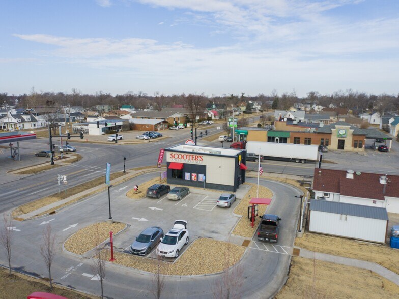 More Photos Of 1026 West St, Grinnell General Retail For Sale