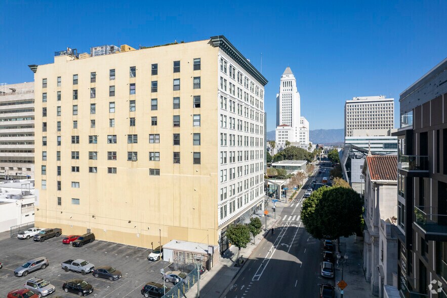 More Photos Of 108 W 2nd St, Los Angeles Apartments For Sale