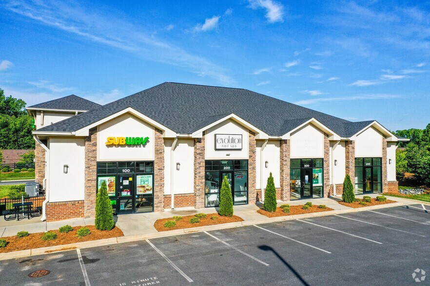 Primary Photo Of 2935 Weddington-Matthews Rd, Matthews Freestanding For Lease