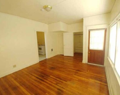 More Photos Of 1212 S I St, Tacoma Apartments For Sale
