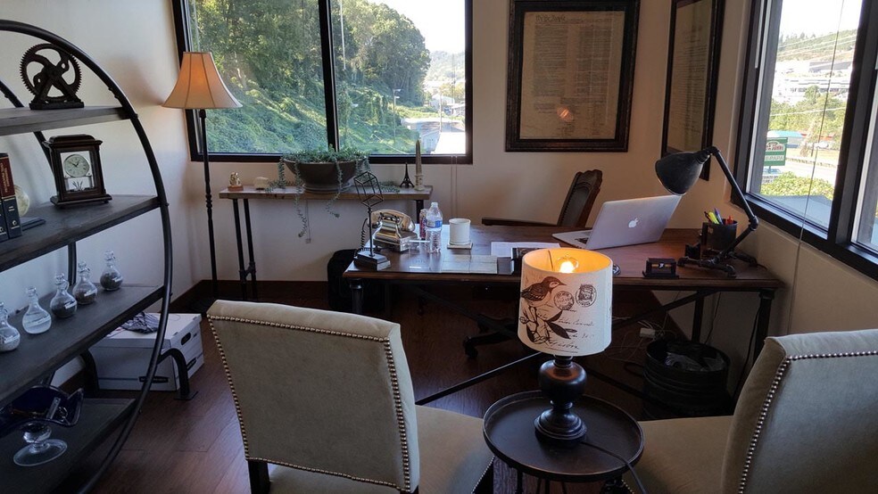 More Photos Of 6515 Clinton Hwy, Knoxville Office For Lease