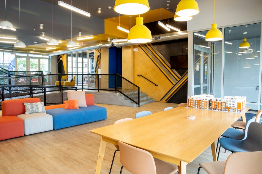 More Photos Of 104 E 7th St, Coralville Apartments For Lease