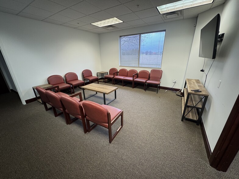 More Photos Of 450 Alkyre Run Dr, Westerville Medical For Sale
