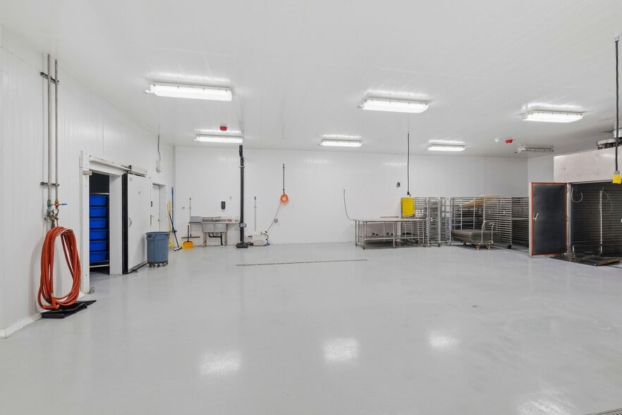 More Photos Of 1035 17th Ave, Santa Cruz Warehouse For Sale