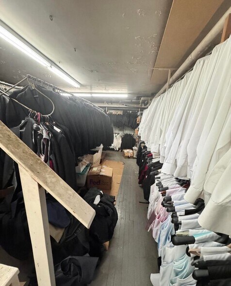 More Photos Of 204 Lancaster St, Albany Storefront Retail Residential For Sale