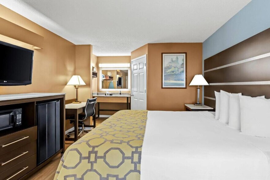 More Photos Of 164 Jameson Inn Dr, Forest City Hotel For Sale