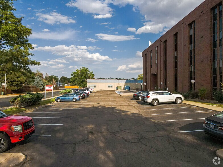 More Photos Of 15200 E Girard Ave, Aurora Medical For Lease
