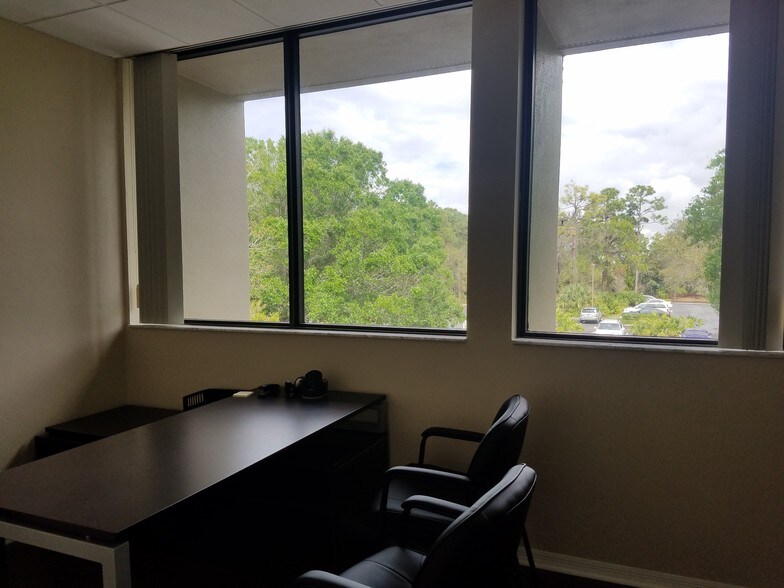 More Photos Of 9200 Bonita Beach Rd, Bonita Springs Coworking Space