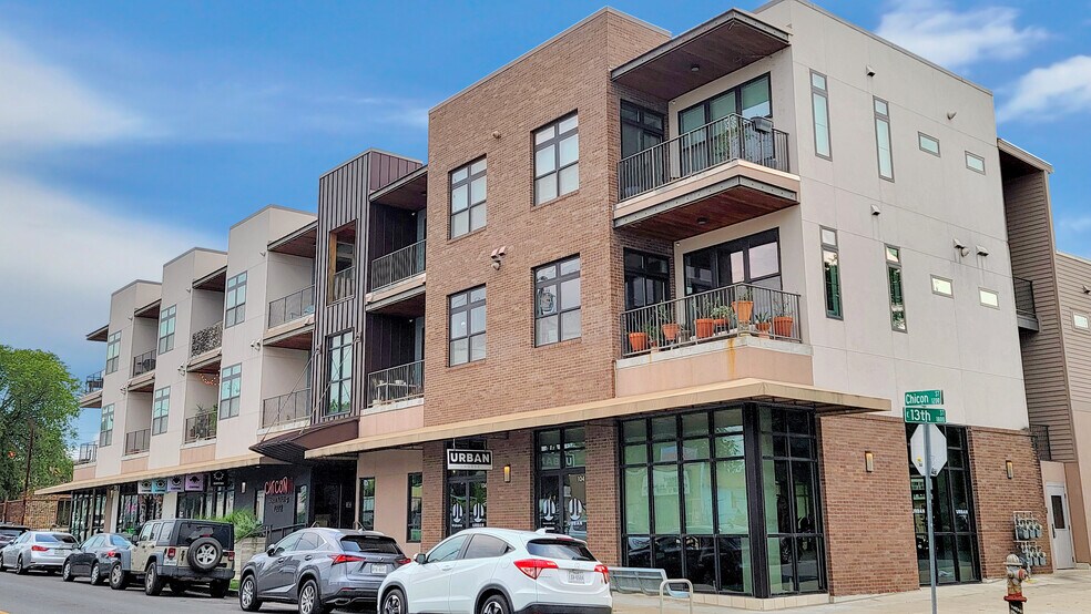 More Photos Of 1212 Chicon St, Austin Storefront Retail Office For Sale