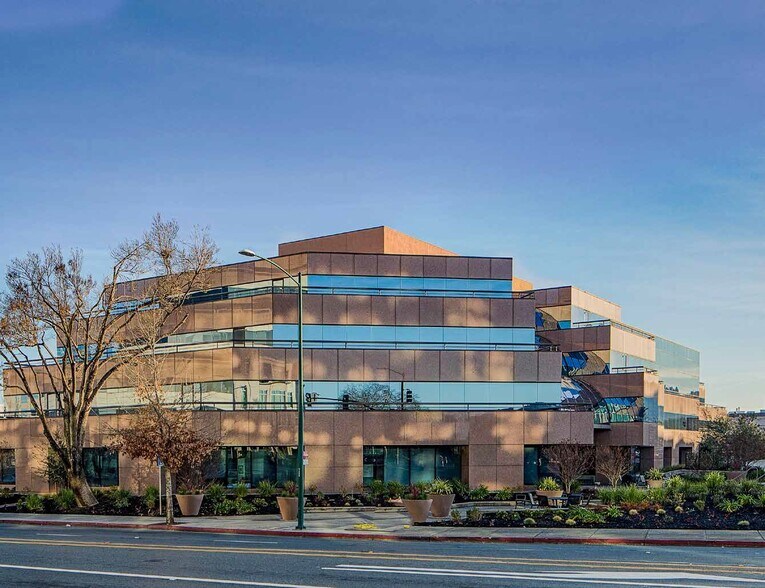 More Photos Of 500 Ygnacio Valley Rd, Walnut Creek Office For Lease