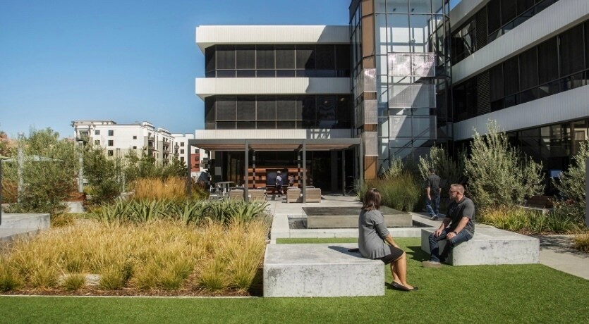 More Photos Of 10080 N Wolfe Rd, Cupertino Coworking Space