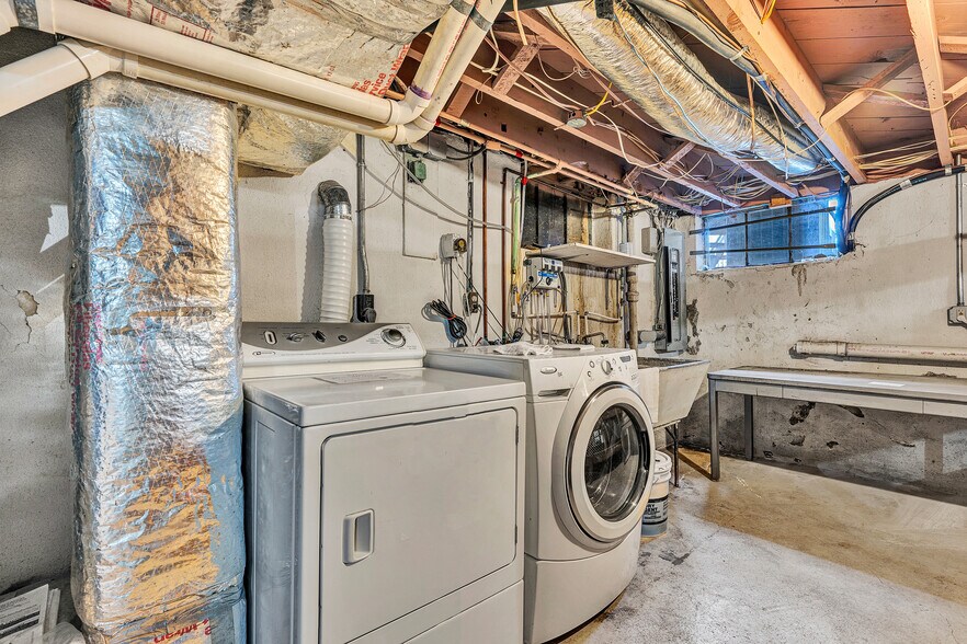 More Photos Of 5034 Williamson Rd NW, Roanoke Office For Lease