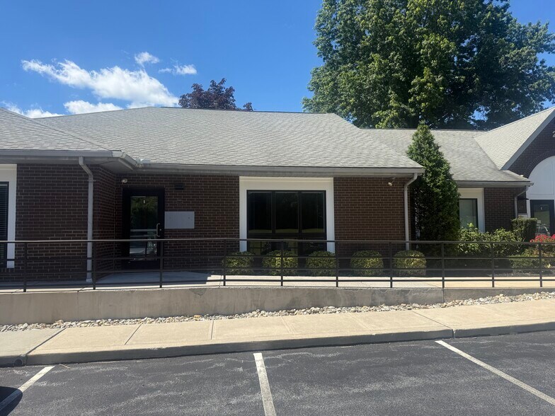 Primary Photo Of 1450 E Boot Rd, West Chester Medical For Sale