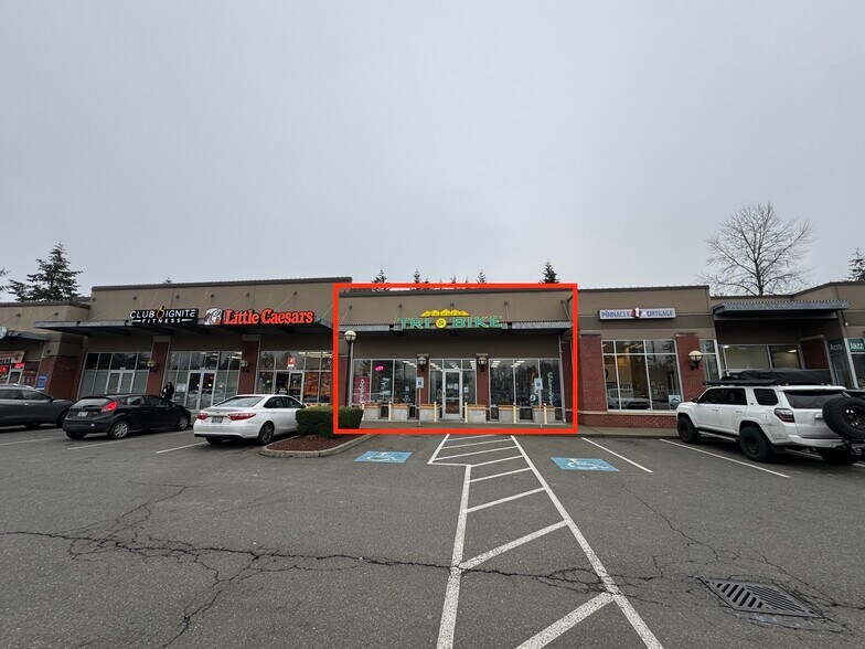 More Photos Of 15423 SE 272nd St, Kent Storefront For Lease