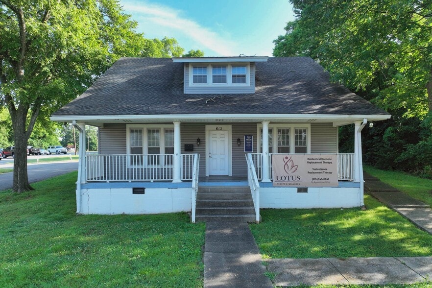 Primary Photo Of 612 Hartsville Pike, Gallatin Office Residential For Sale