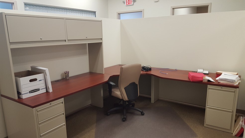 More Photos Of 520-574 Cabela Dr, Triadelphia Unknown For Lease