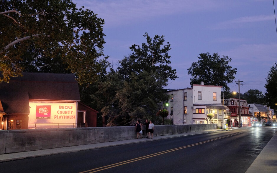 More Photos Of 76 S Main St, New Hope Storefront Retail Residential For Sale