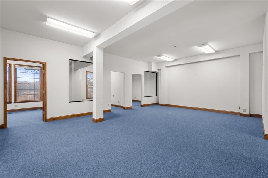 More Photos Of 100 Egbertson Rd, Campbell Hall Loft Creative Space For Lease