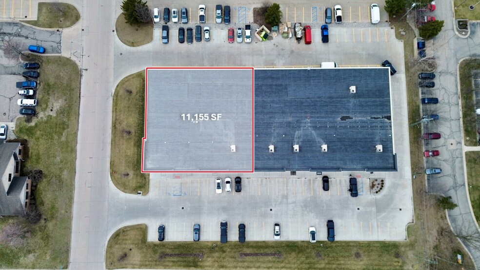 More Photos Of 51655-51735 Schoenherr Rd, Shelby Township Warehouse For Lease