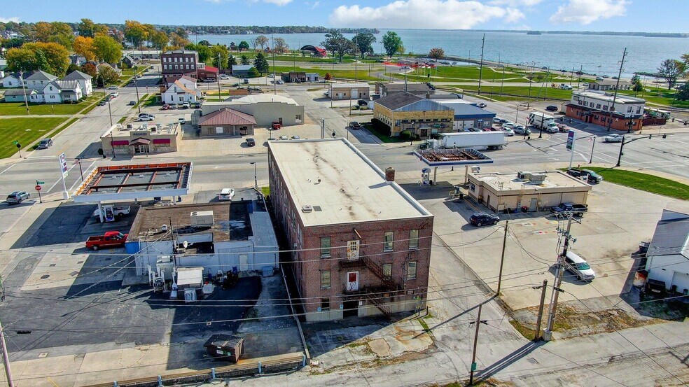 More Photos Of 311 S Main St, Celina Office For Sale