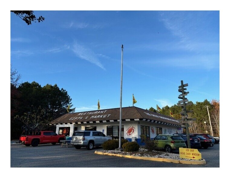 More Photos Of 6468 Lankford Hwy, Nassawadox Restaurant For Sale