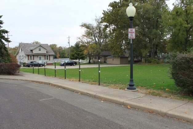 More Photos Of 3802-3808 N University St, Peoria Office For Sale