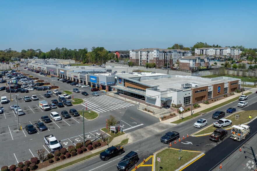 More Photos Of 2020 W Pensacola St, Tallahassee Storefront For Lease