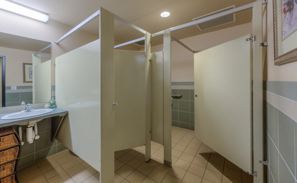 More Photos Of 1399 Horizon Ave, Lafayette Research And Development For Lease