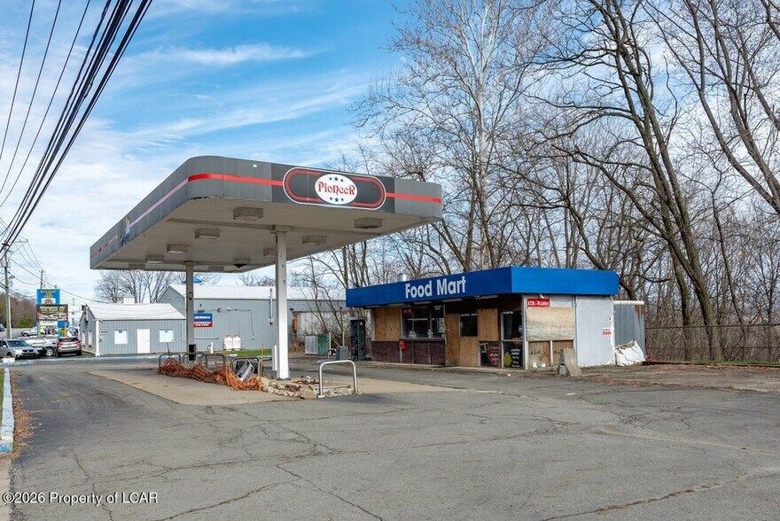 More Photos Of 104 Narrows Rd, Plymouth Service Station For Sale