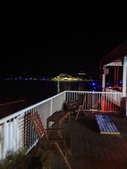 More Photos Of 27485 Cross Ln, Barnett Restaurant For Sale