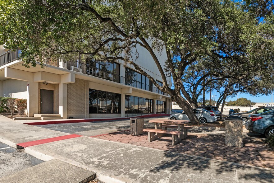 More Photos Of 1802 NE Loop 410, San Antonio Office For Sale