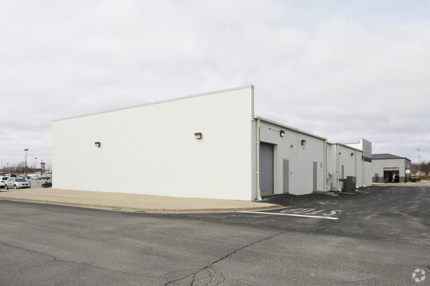 More Photos Of 4260 28th St SE, Kentwood Freestanding For Sale