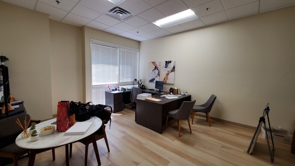More Photos Of 18205 N 51st Ave, Glendale Medical For Lease