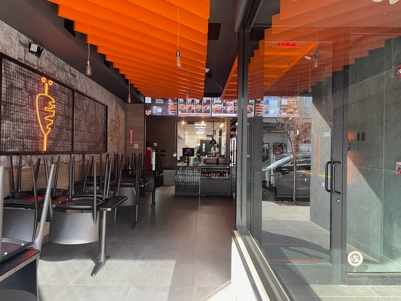 More Photos Of 125 E Broad St, Westfield Apartments For Lease