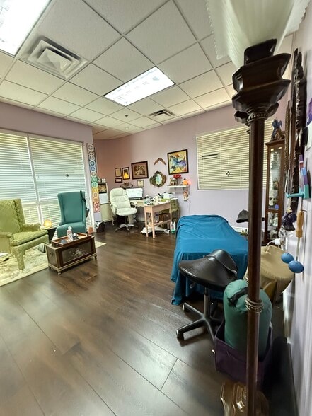 More Photos Of 4121 E Valley Auto Dr, Mesa Research And Development For Sale