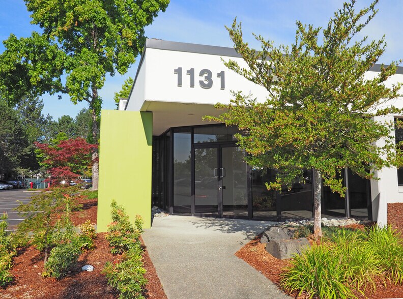 More Photos Of 1131 SW 7th St, Renton Office For Sale