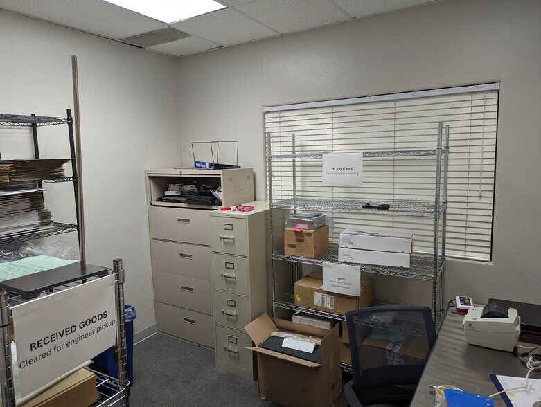 More Photos Of 180 W Magee Rd, Tucson Medical For Lease