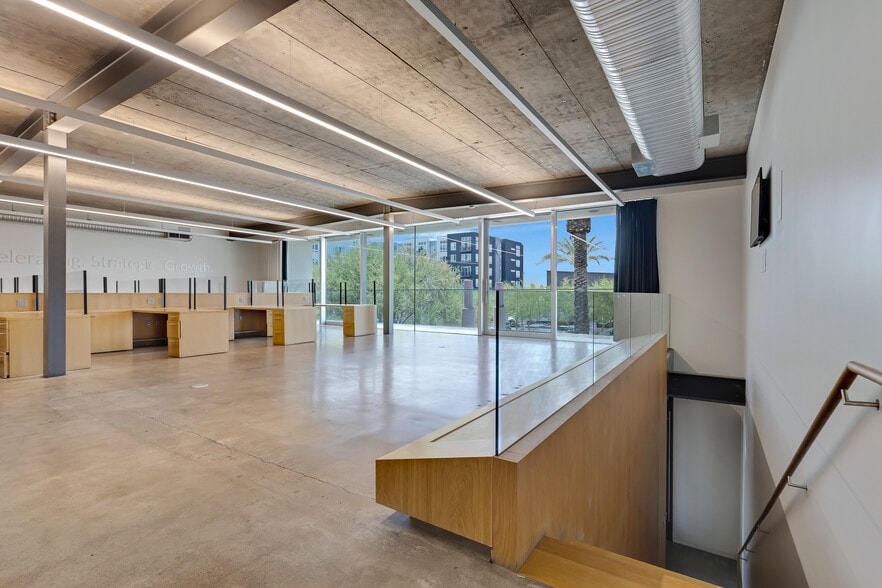 More Photos Of 1437 N 1st St, Phoenix Office For Sale