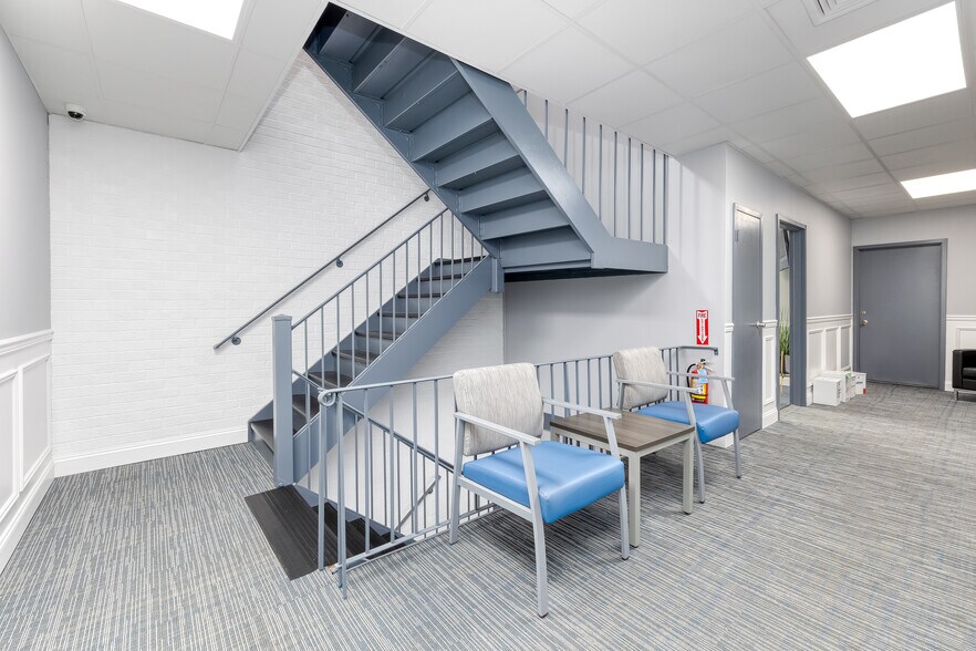 More Photos Of 2940 Lincoln Ave, Oceanside Medical For Sale