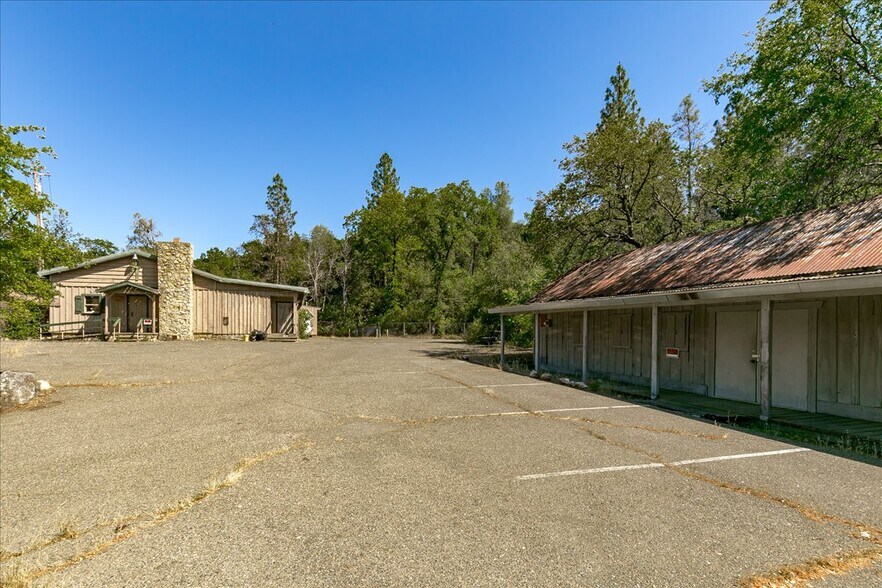 More Photos Of 2080 Smith Flat Rd, Placerville General Retail For Sale