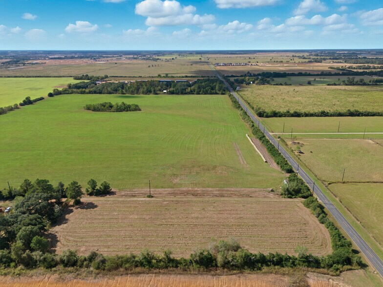 More Photos Of 29211 Castle Rd, Waller Specialty For Sale