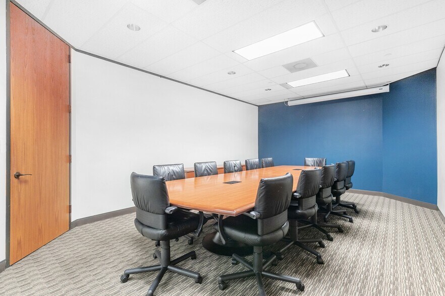 More Photos Of 14755-14785 Preston Rd, Dallas Office For Lease