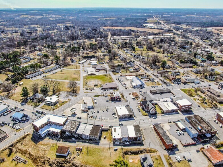 More Photos Of 125 1st Avenue Dr SE, Taylorsville Apartments For Sale