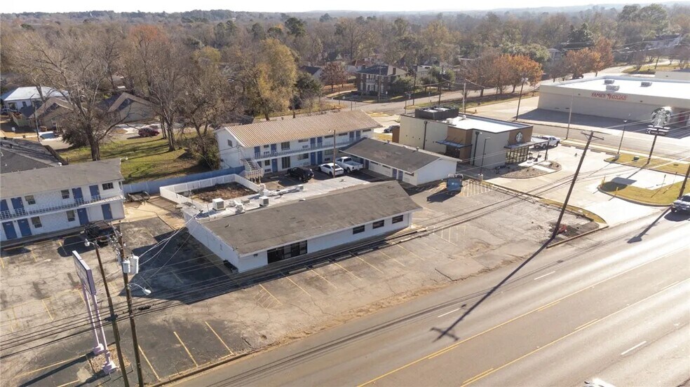 More Photos Of 520 S Jackson St, Jacksonville Hotel For Sale