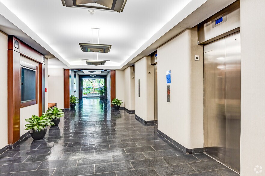 More Photos Of 2400 Maitland Center Pky, Maitland Unknown For Lease