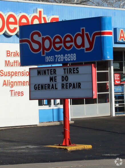 More Photos Of 204 King St W, Oshawa Auto Repair For Sale