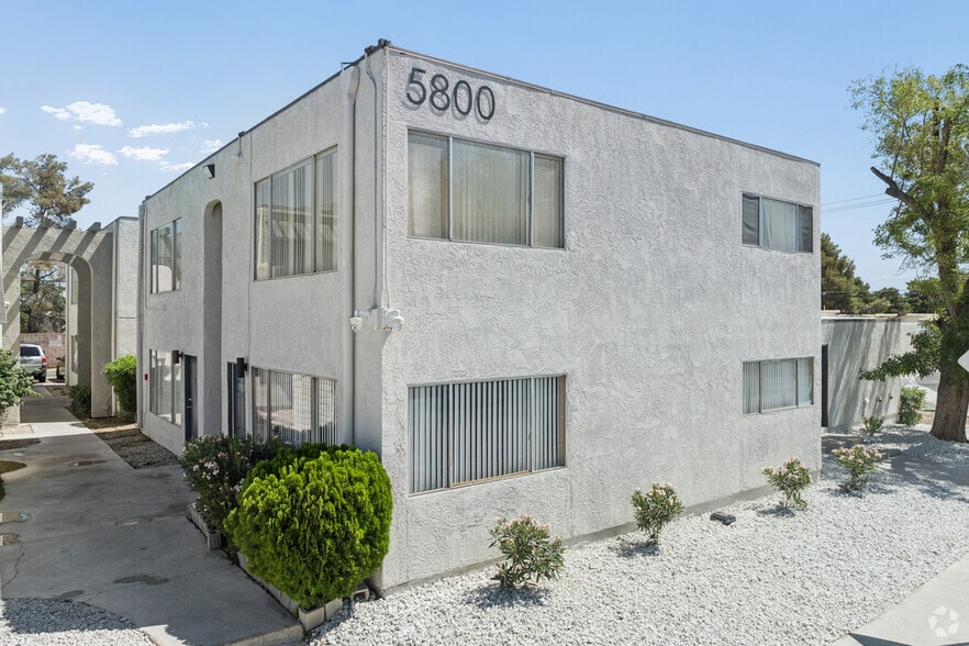More Photos Of 5800 Bromley Ave, Las Vegas Apartments For Sale