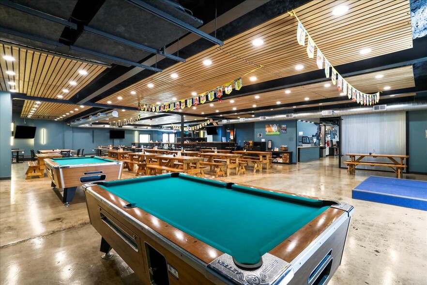 More Photos Of 985 Baltimore Pike, Gettysburg Storefront For Sale