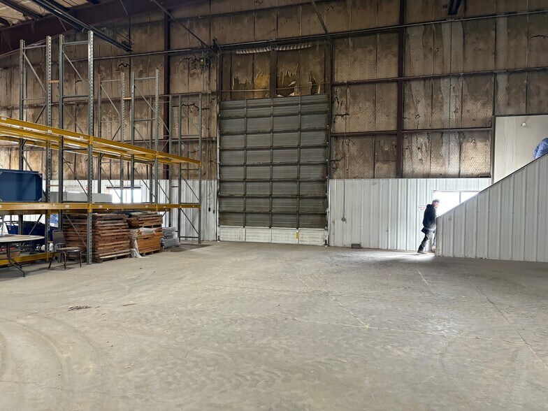 More Photos Of 2868 I 70 Business Loop, Grand Junction Manufacturing For Lease